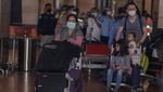 Momen Kedatangan 80 WNI dari Ukraina di Jakarta
