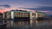 Bangunan utama istana terapung ini, terbagi dalam empat bagian yang dihubungkan di tengah oleh piramida kaca dan menawarkan setiap kemewahan hotel bintang 5. Mulai dari restoran gourmet eksklusif, bar, spa, kolam renang hingga butik, area perjamuan, dan kemungkinan untuk kapal pesiar yang lebih besar untuk berlayar masuk dan keluar di pusat hotel.