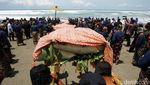Kraton Yogya Gelar Labuhan Alit Peringati Bertahtanya Sultan HB X