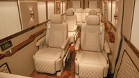 Proses pembuatan interior Mercedes-Benz Sprinter jadi seperti rumah berjalan ini membutuhkan waktu sekitar tiga bulan. Untuk desain dan spesifikasi BAV customize dapat menyesuaikan kebutuhan konsumen apabila mau upgrade dengan smart cabin control, tempat tidur, maupun jumlah penumpang yang lebih banyak. Foto: Dok. BAV Luxury Auto Design