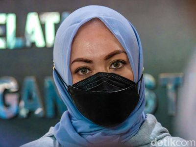 Momen Angelina Sondakh Wajib Lapor Usai Bebas dari Penjara