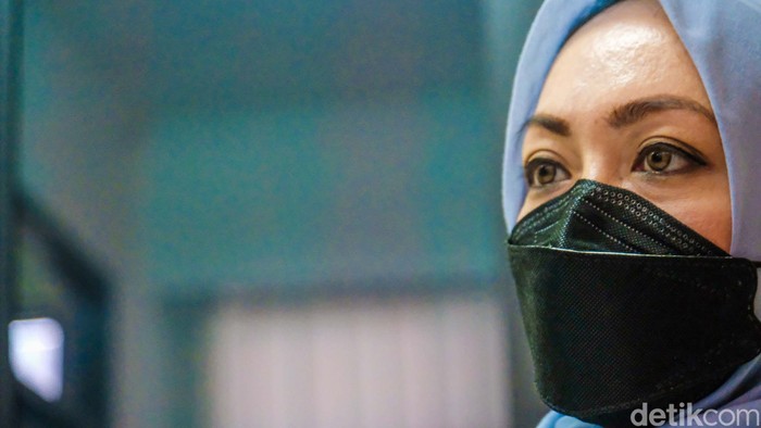 Angelina Sondakh bebas dari penjara. Sehari setelah bebas, Angelina Sondakh langsung mendatangi Balai Pemasyarakaran (Bapas) untuk wajib lapor.