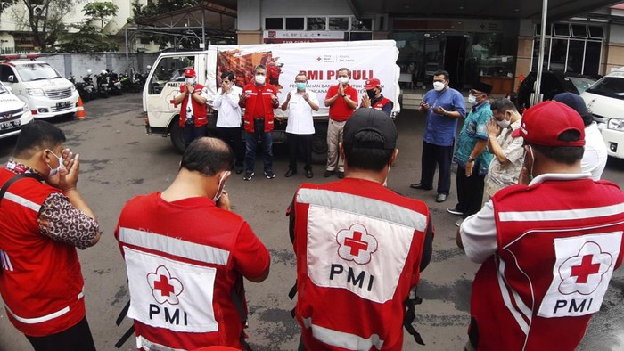 Hujan deras disertai angin kencang melanda wilayah Banten dan sekitarnya pada 28 Februari 2022, bencana tersebut membuat PMI DKI salurkan bantuan kemanusiaan.