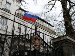 UEFA Izinkan Rusia Kembali Berlaga di Ajang Internasional