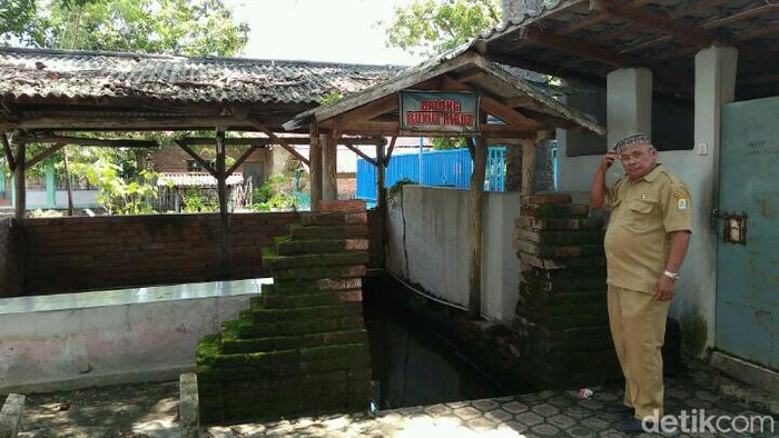 Sumur Lemahtamba.