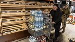 Supermarket di Ukraina Kosong Usai Isinya Dibagikan ke Warga Sipil