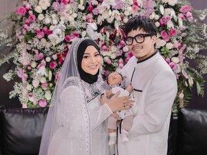 5 Pasangan Artis Ini Jalani Puasa Pertama Bareng Anak