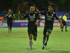 Catatan Persib dengan Jersey Hitam, 100% Menang!