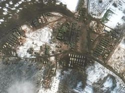 Invasi Rusia ke Ukraina dalam Foto Satelit