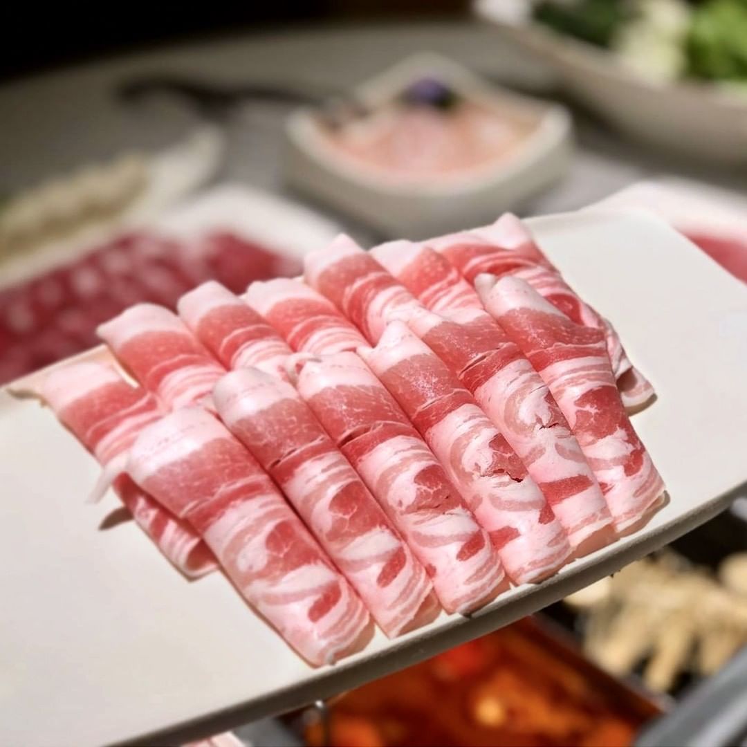 Hot Pot dengan Kuah ala Szechuan dan Mongolia