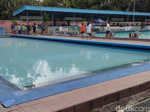Kolam Renang Tirtalega Bandung