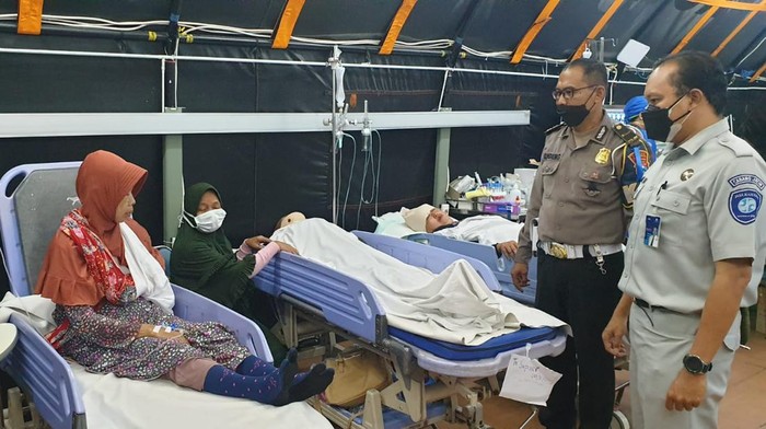 Korban Kecelakaan Maut Bus Vs Truk di Tol Dupak Rerata Cedera Kepala
