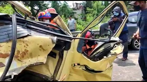Korban Kecelakaan Maut Bus Vs Truk di Tol Dupak Rerata Cedera Kepala