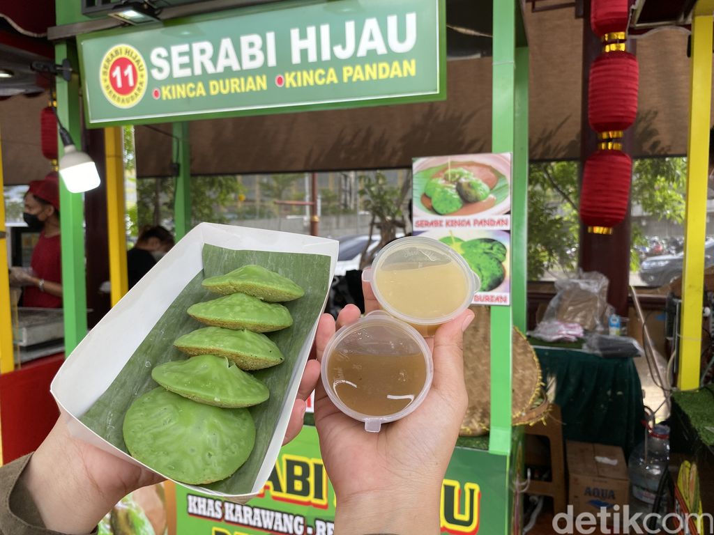 Wajib Coba! Jajanan Enak di Pantjoran PIK, Ada Bakso Goreng hingga