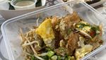 Cobain Omelet Tiram Super Gurih dan Es Goyang Alpukat yang Manis Segar