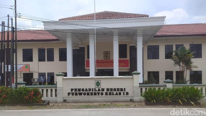 Pengadilan Negeri Kelasi IB Purwokerto.