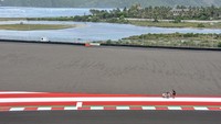 Menjelang  perhelatan Pertamina Grand Prix of Indonesia (MotoGP) 2022, Indonesia Tourism Development Corporation (ITDC) bersama Mandalika Grand Prix Association (MGPA)  melakukan penyempurnaan lintasan dan berbagai fasilitas pendukung sirkuit yang ditargetkan dapat selesai secara keseluruhan pada 16 Maret 2022.