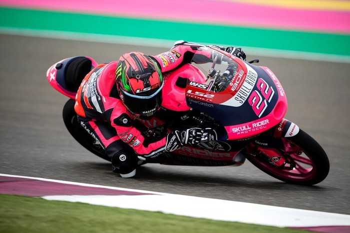 Satu-satunya pebalap wanita di Moto3 2022, Ana Carrasco. Satu-satunya pebalap wanita di Moto3 2022, Ana Carrasco.