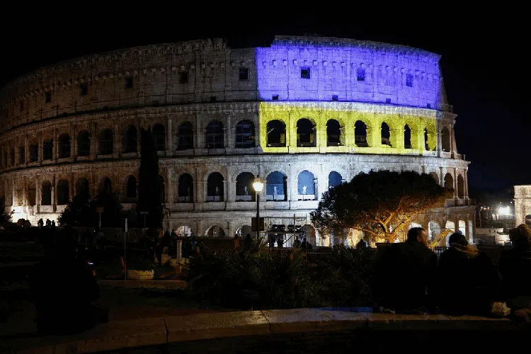 Secercah Cahaya Solidaritas Negara di Dunia untuk Ukraina