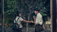 tvN merilis beberapa foto-foto adegan antara Na Hee Do (Kim Tae Ri) dan Back Yi Jin ( Nam Joo Hyuk). (Foto: dok. tvN)  