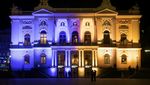 Giliran Gedung Opera di Swiss yang Refleksikan Bendera Ukraina