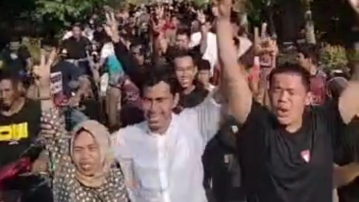 Viral anak petani menang Pilkades modal kuota internet di Kolaka Sultra (Dok. Istimewa)