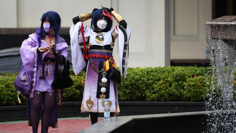 Sejumlah cosplayer wanita hadiri pameran mainan dan komik yang digelar di Balai Sudirman, Jakarta. Seperti apa potretnya? Lihat yuk.