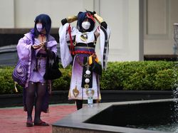 Bikin Terpana! Aksi Cosplayer di Pameran Mainan dan Komik Jakarta