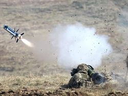 Aksi Rudal Javelin Penghancur Tank yang Dipuja Warga Ukraina