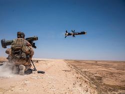 Aksi Rudal Javelin Penghancur Tank yang Dipuja Warga Ukraina