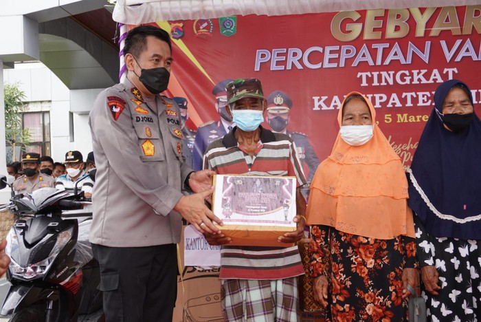 Jurus Polda NTB Genjot Capaian Vaksinasi COVID-19 di Kabupaten Bima