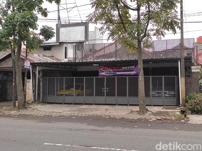 Kondisi coffee shop yang disebut milik Doni Salmanan, di Bandung.