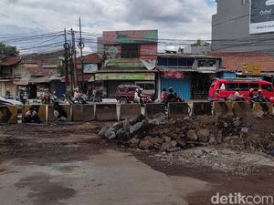 Penampakan Tugu Sepatu Cibaduyut Sebelum-Sesudah Hilang