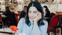 Bukan hanya Italia saja, ada juga momen Nessie Judge saat liburan ke Amerika. Kala itu, Nessie mampir ke restoran mewah untuk menikmati pancake. Foto: Instagram @nessiejudge