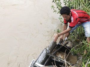 Pilu Nelayan Korban Banjir Barru, Perahu Hancur-Mata Pencaharian Hilang