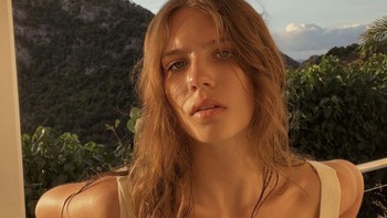 Yumasheva diketahui hobi fotografi. Foto: Instagram