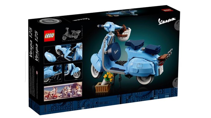 Replika Vespa 125 dari Lego