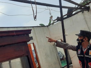 7 Rumah di Bone Rusak Diterjang Angin Puting Beliung