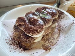 5 Dessert Favorit Cewek Kue Saat Nongkrong, Gelato hingga Cake Potong