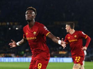 Tamparan Gemas Jose Mourinho ke Tammy Abraham