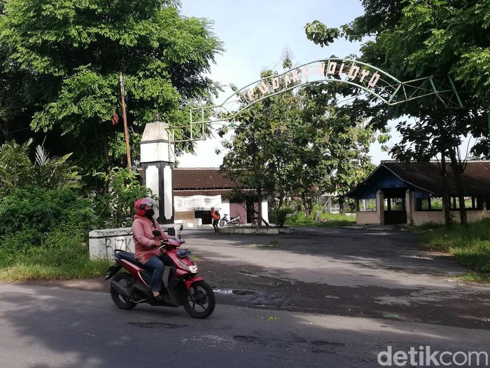 TPU Daksinoloyo di Kecamatan Grogol