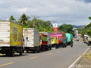 Langka Solar di Sulsel Bikin Jalanan Rusak Batal Diaspal-Logistik Terhambat