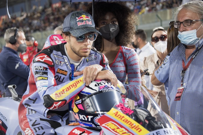 DOHA, QATAR - MARCH 06: Enea Bastianini of Italy and Gresini Racing MotoGP prepares to start on the grid during the MotoGP race during the MotoGP of Qatar at Losail Circuit on March 06, 2022 in Doha, Qatar. (Photo by Mirco Lazzari gp/Getty Images,)