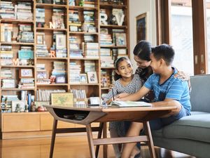 Contoh Soal Ujian Sekolah PKn Kelas 9 dan Jawabannya, Intip di Sini!