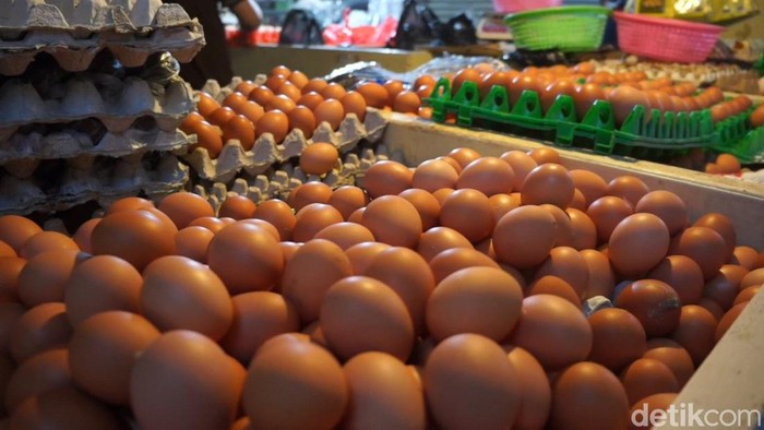 Pedagang telur di Pasar Kosambi Bandung