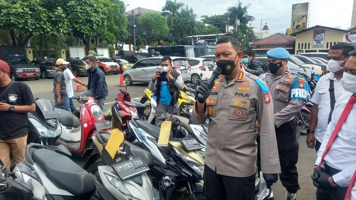 Polisi menyita 52 motor dari 27 pelaku curanmor di Tangerang
