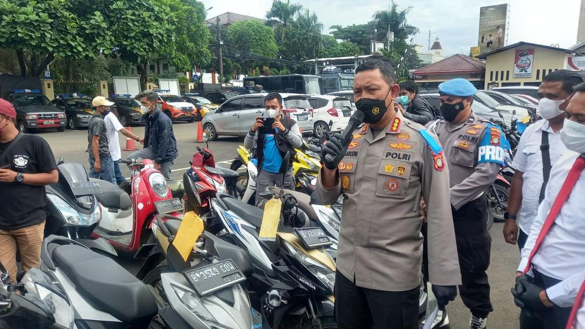 Di Medan, Polisi Sita Tas Dan Dompet MCM Palsu Lalu Dimusnahkan