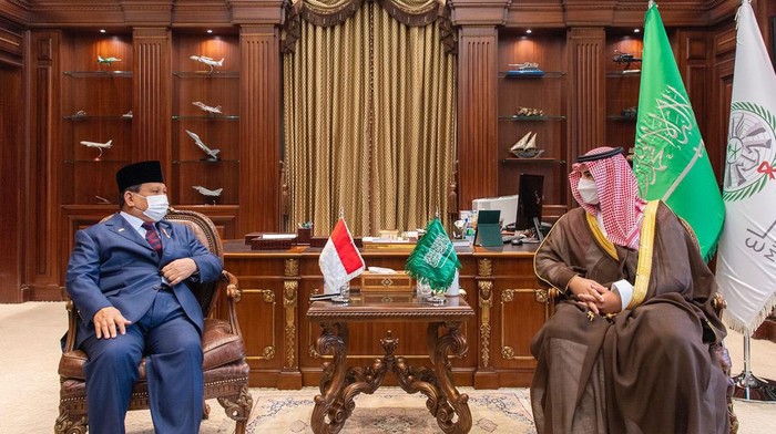 Prabowo bertemu dengan Wamenhan Arab Saudi