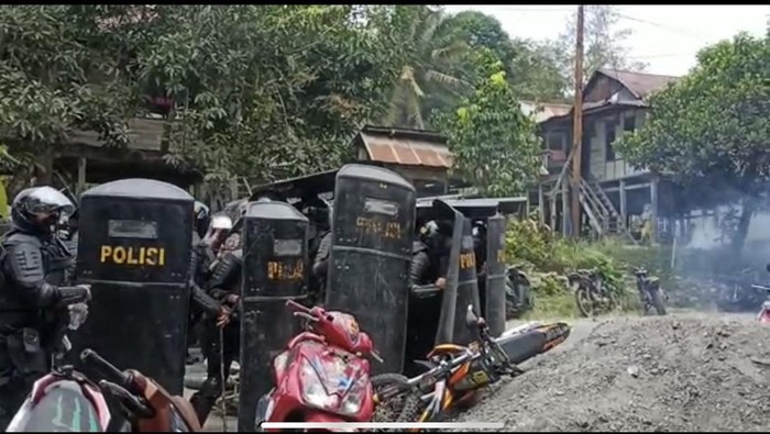 Ricuh Enrekang.