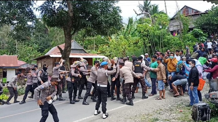 Ricuh sengketa lahan di Enrekang. (dok. Istimewa)